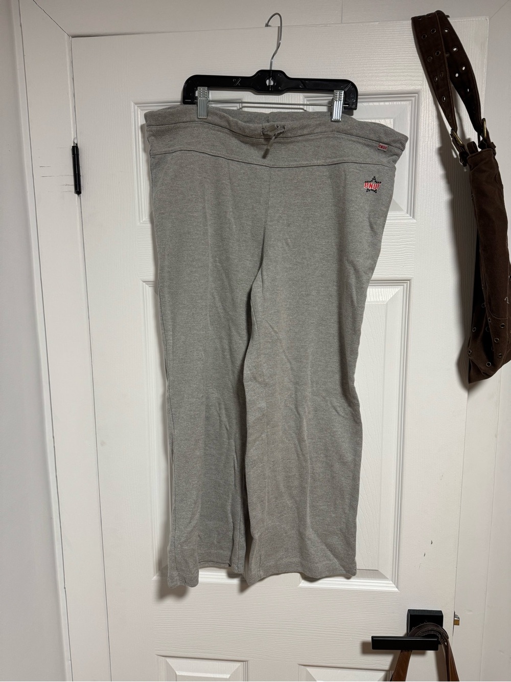 gray pants